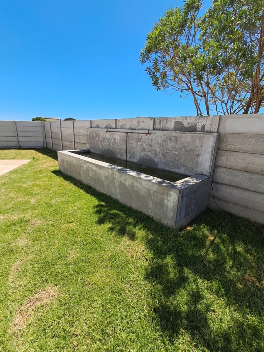 2 Bedroom Property for Sale in Britannia Bay Western Cape